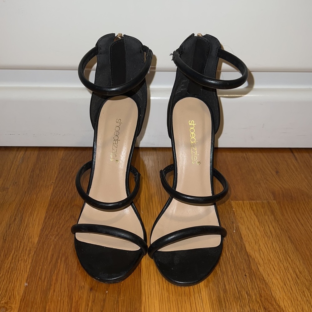 Sylvana Black Heels - Picture 2 of 7